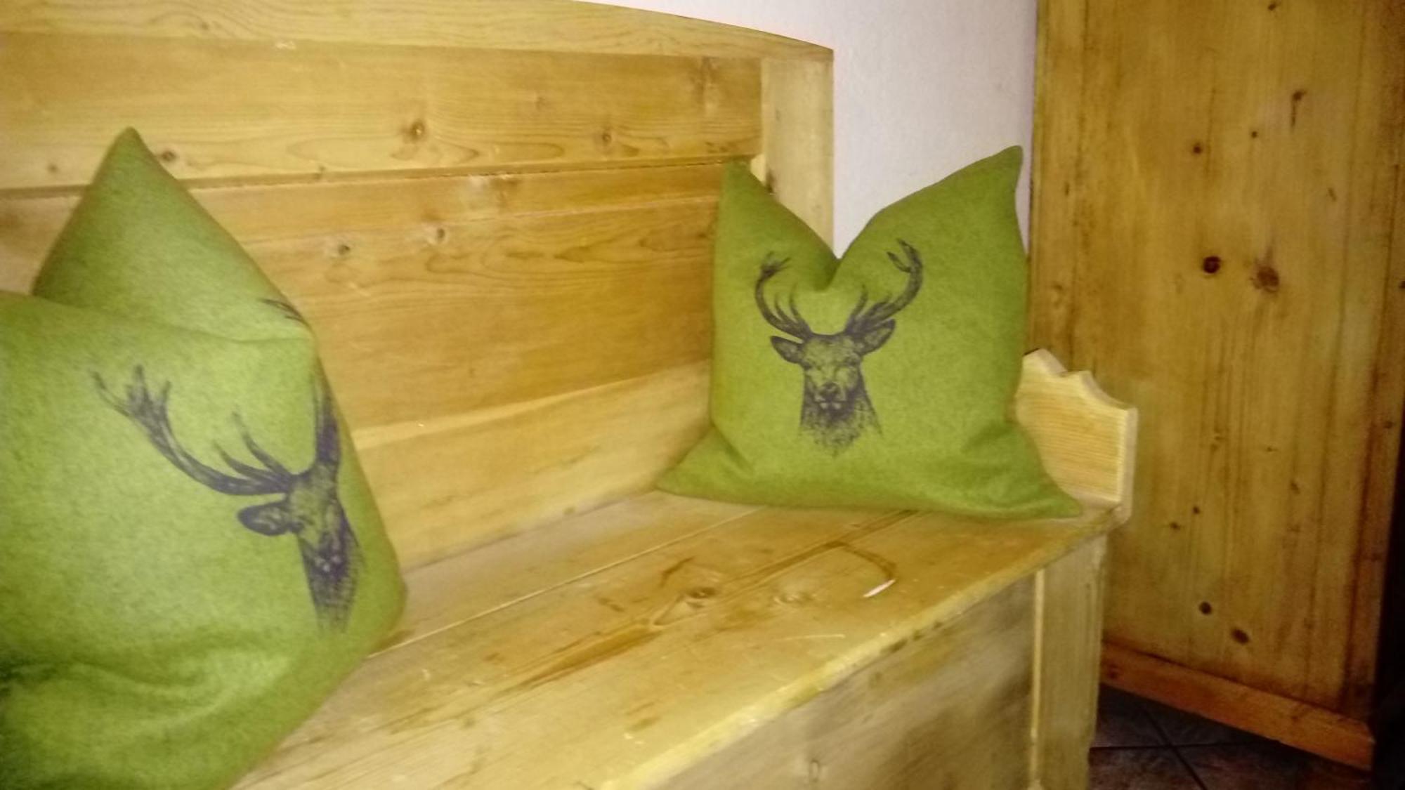 Garni Hattlerhof B&B Brunico Exterior foto
